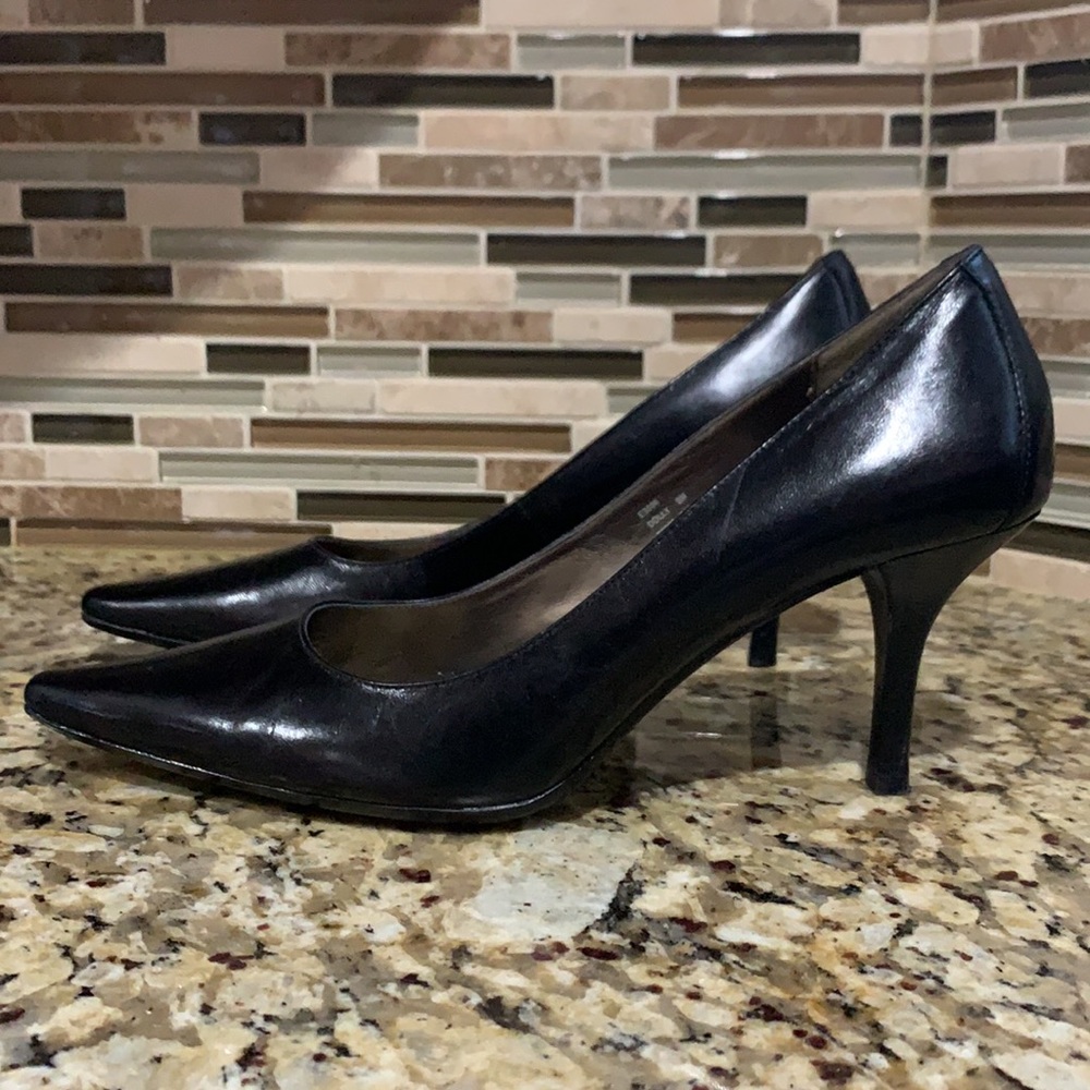 Calvin Klein size 9 pump